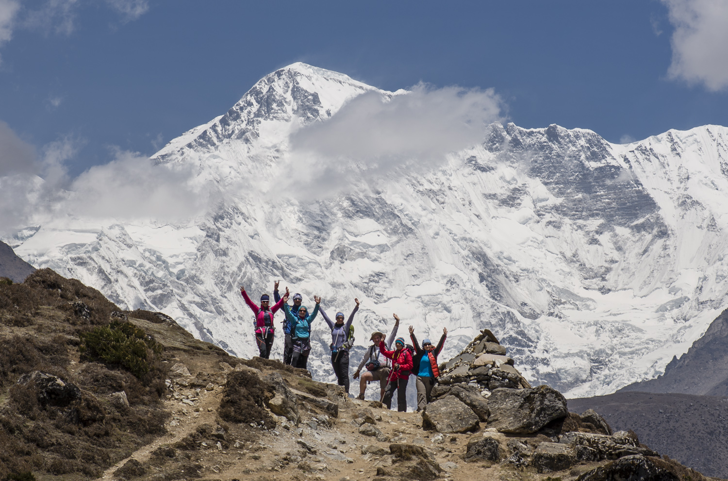 Mesék a Mount Everest alaptábor gyalogtúráról – 6. rész: Egy képeslapban ébredni