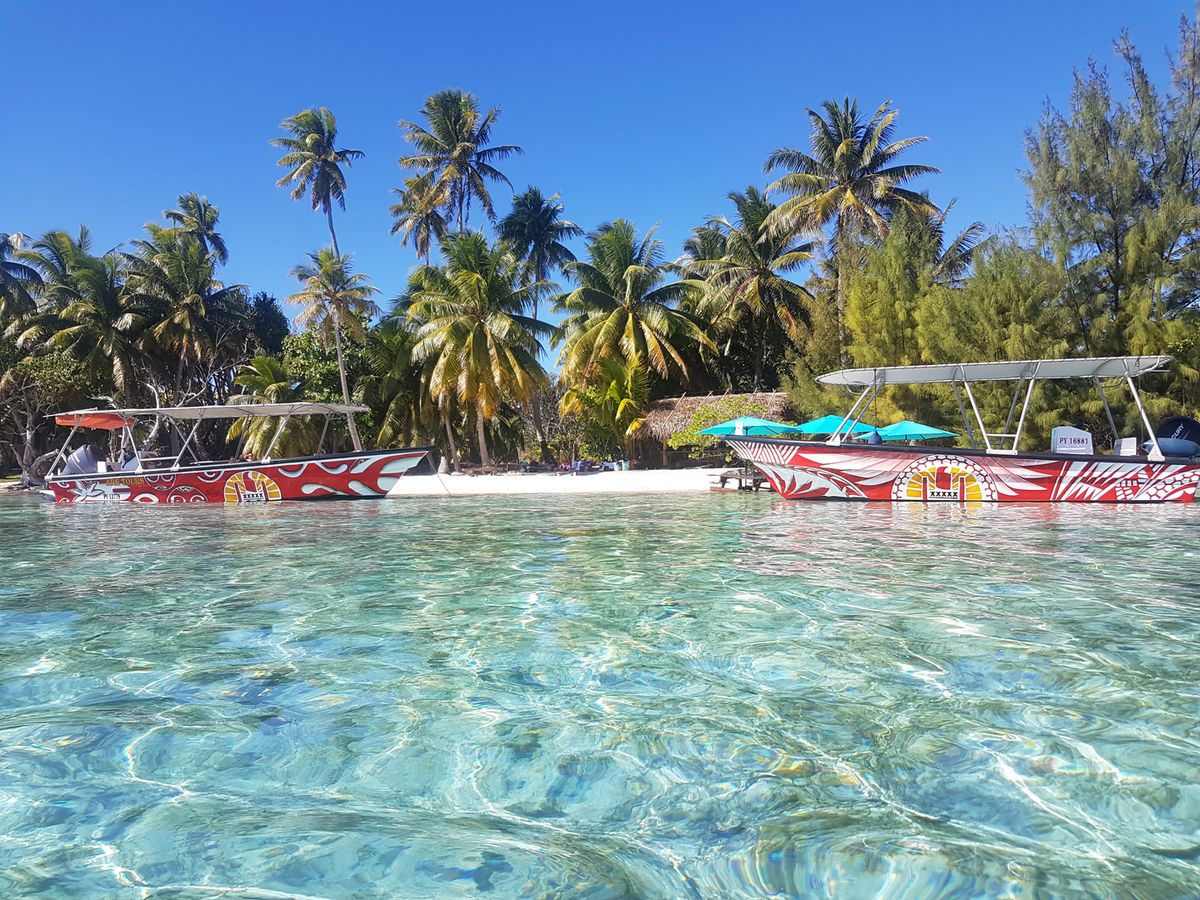 Moorea sziget – Raiatea sziget – tengerpart, strandolás 