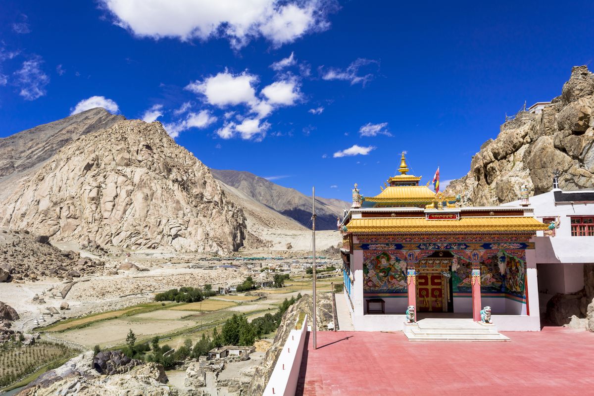 Rangdum (3657 m) – Kargil (2676 m) – Sham-völgy: Ulley Tokpo (3050 m)