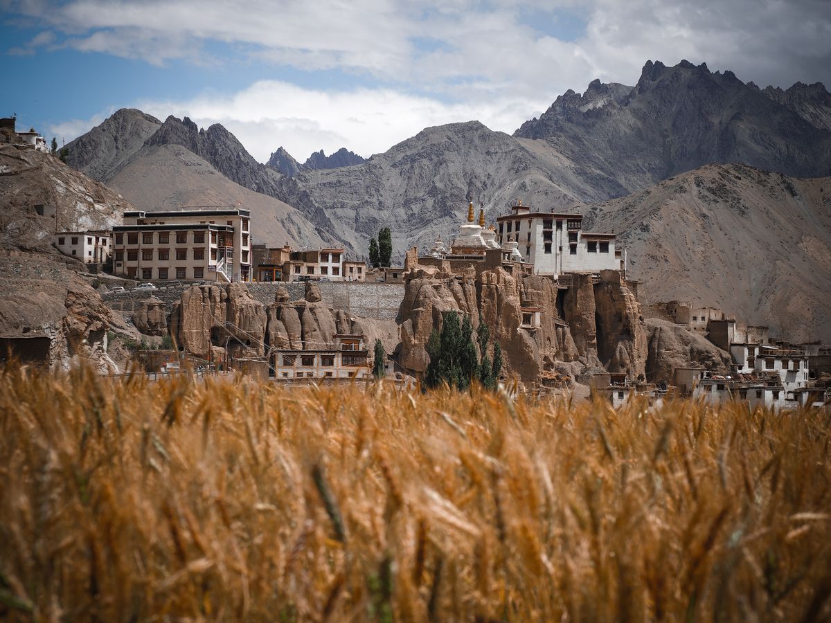 Leh (3500 m) – Sham-völgy: Lamayuru kolostor (3510 m) – Khalatse (2987 m) – Alchi kolostor (3150 m)