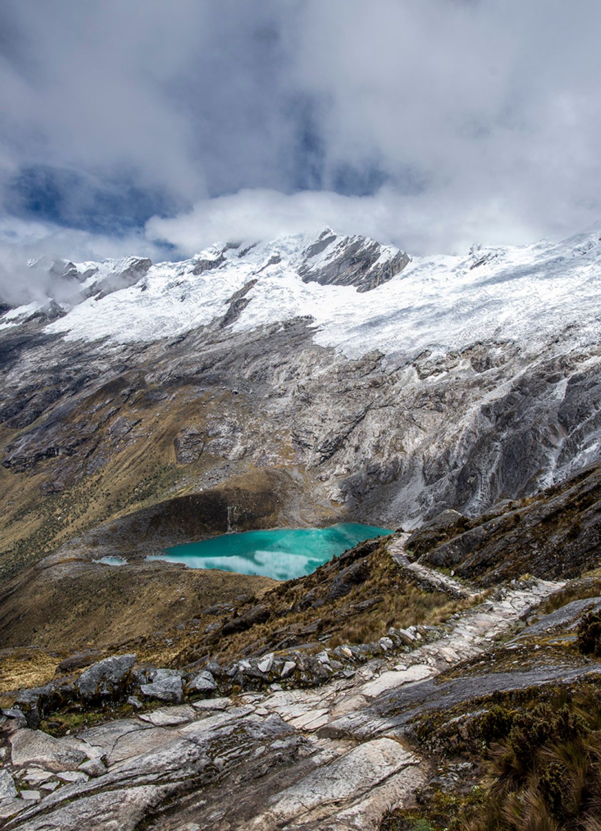 Paria (3850 m) – Punta Union hágó (4750 m) – Taullipampa (4300 m)