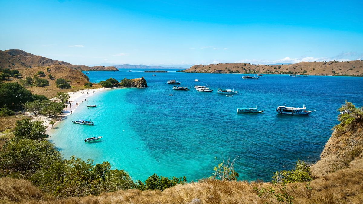 Flores: Labuan Bajo – Bali: Denpasar